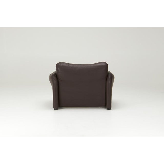 Brown Maralunga Armchair by Vico Magistretti for Cassina, 1970s For Sale - Image 8 of 13