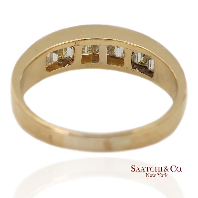 14k(585) Vintage Solid Yellow Gold Natural Baguette Diamond Band Ring, Size 9 For Sale - Image 4 of 12