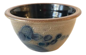 Salt Glazed Berry Bowl - Vintage Farmhouse