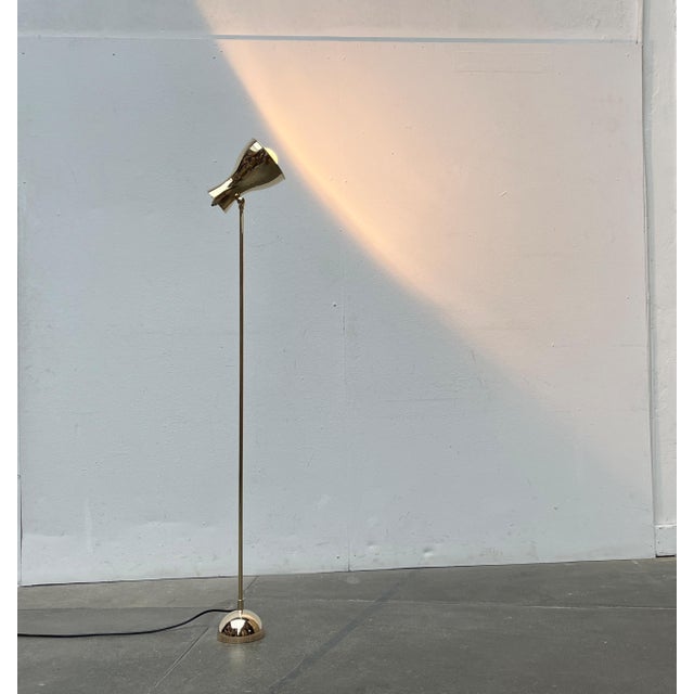 Mid-Century Swiss Brass Minimalist Floor Lamp by Dieter Schulz for Wohnbedarf Ag, 1950s For Sale - Image 4 of 18