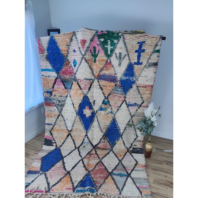 Ivory Multicolor Diamond Wool Moroccan Boujaad Rug For Sale In Boston - Image 6 of 12