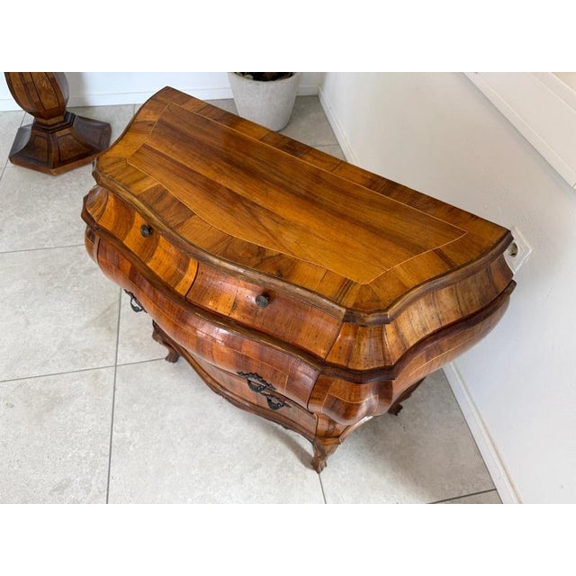 Baroque Chest of Drawers in Walnut For Sale - Image 4 of 9