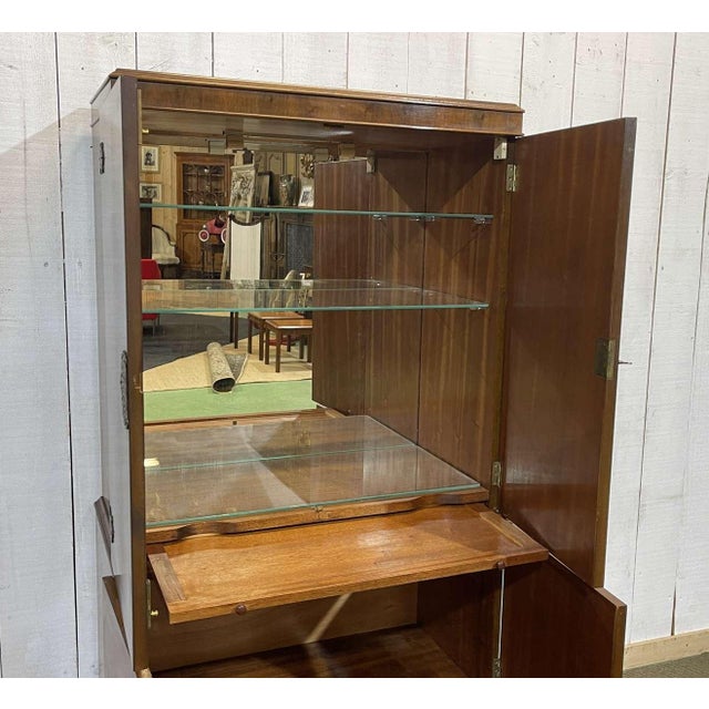 English Bar Buffet in Walnut and Walnut Burl, 1950s For Sale - Image 4 of 18