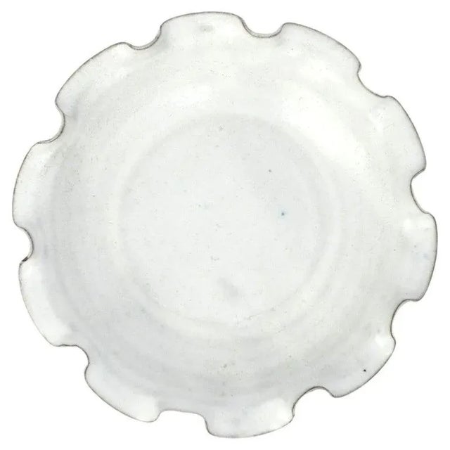 White Pottery Bowl with Ruffled Edge For Sale - Image 13 of 13