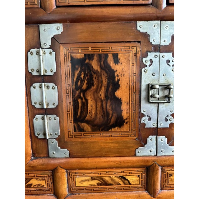 Large Korean Head Side Chest Morijang Joseon Dynasty For Sale - Image 11 of 12