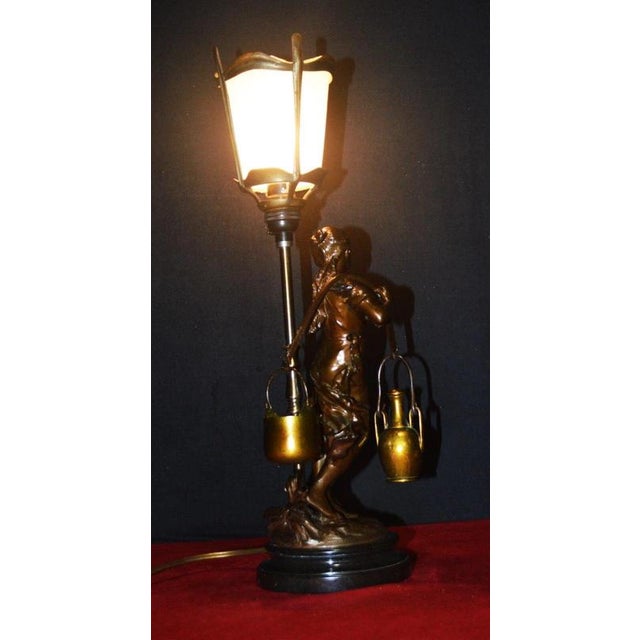 Art Nouveau Bronze Figural Table Lamp with Curved Glass Shade attributed to Luca Madrassi, 1920s For Sale - Image 4 of 16