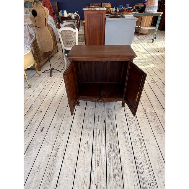 19th Century French Louis XV Provincial Solid Oak Sideboard / Buffet. For Sale - Image 6 of 12