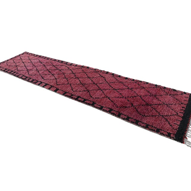 Rug & Kilim Vintage Moroccan Runner Rug in Magenta & Black Diamond Patterns | Rug & Kilim For Sale - Image 4 of 7