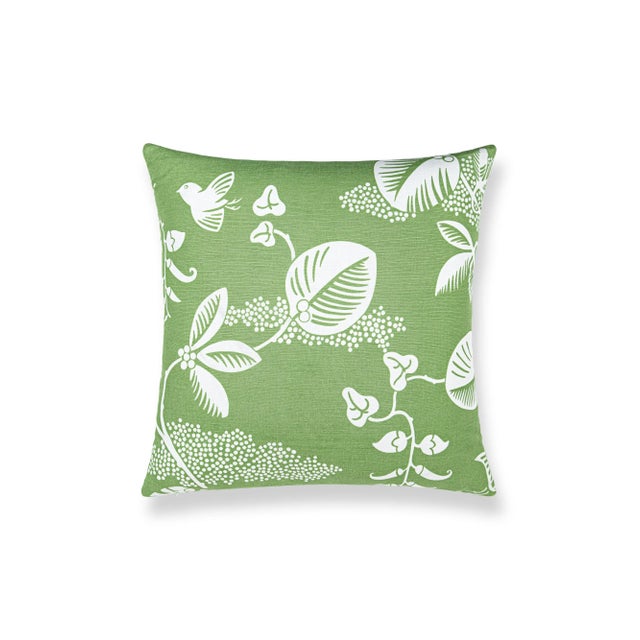 Contemporary The House Of Scalamandré Pepper Square Pillow In Pear For Sale - Image 3 of 3