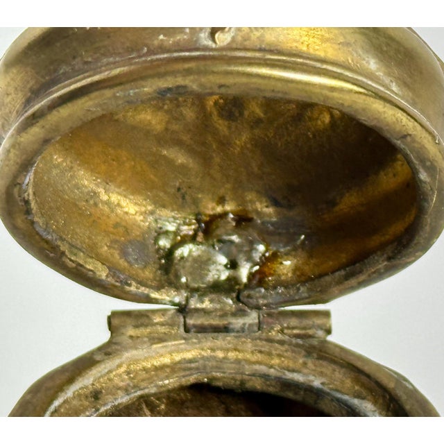 Bronze Art Nouveau Jennings Bros. Ormolu Inkwell with Milk Glass Insert For Sale - Image 8 of 10
