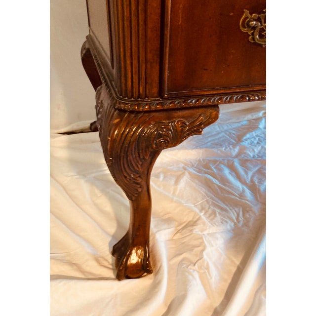 Hooker Furniture 1990s English Chippendale Style Mahogany Executive Knee Hole Desk Claw Ball Feet Rectangle Seven Seas by Hooker Furniture For Sale - Image 4 of 12
