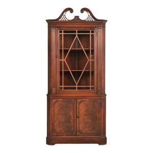 Baker Furniture Style Georgian Flame Mahogany Corner Cabinet, Circa 1940s