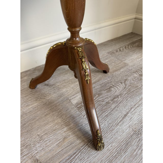 Brown French Louis XV Style Pink Marble Gallery Topped Tripod Tables, 1920s, Set of 2 For Sale - Image 8 of 11