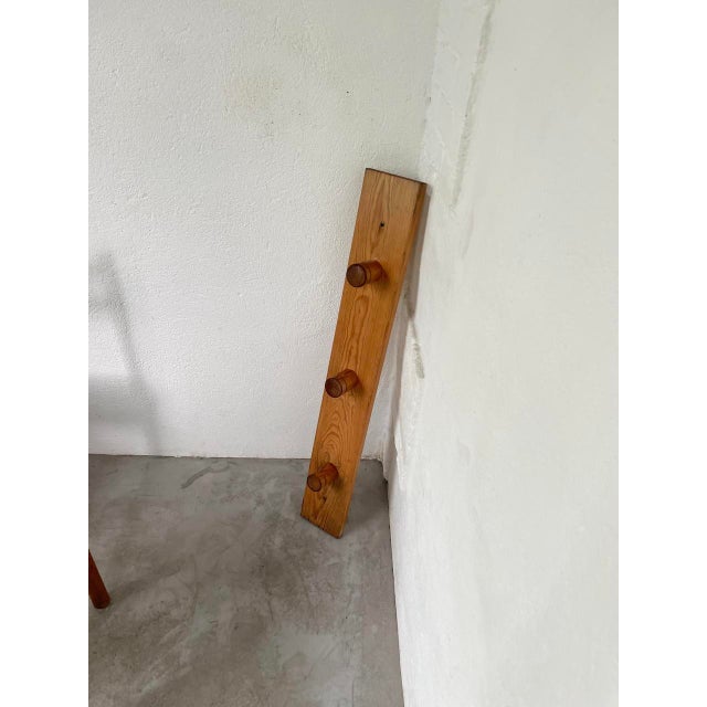 Pine Mountain Wall Rack by Perriand, 1950s For Sale - Image 11 of 18