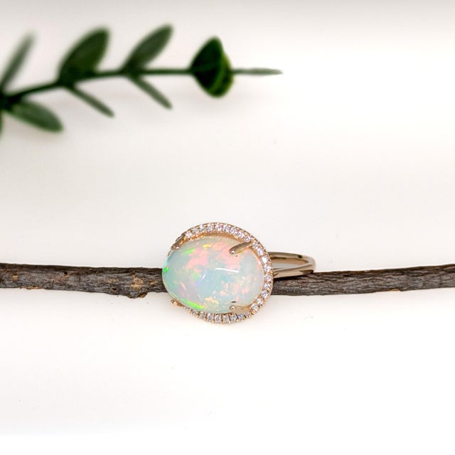 6.77ct Ethiopian Opal W Natural Diamond Halo in Solid 14k Gold | Ov 15x12mm, Size 6.75 For Sale - Image 4 of 6