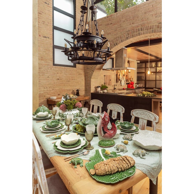 Traditional Bordallo Pinheiro Cabbage Deep Salad Bowl 118 oz, Green For Sale - Image 3 of 4