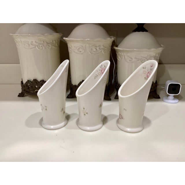 1980s Rare Pfaltzgraff Tea Rose Flatware Caddy Silverware Utensil Holder With Stand. Harder to Find Caddy. For Sale - Image 9 of 11