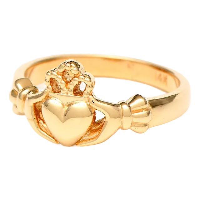 14KY Claddagh Ring, size 7.5 For Sale