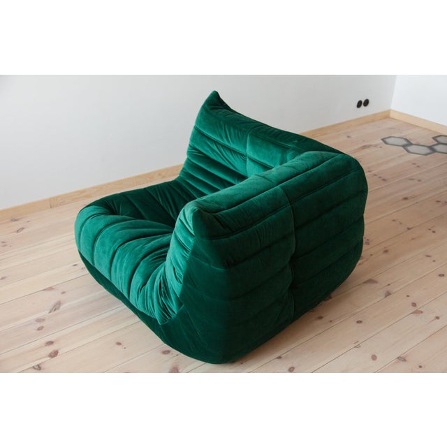 Bottle Green Velvet Togo Corner Chair by Michel Ducaroy for Ligne Roset, 1970 For Sale - Image 6 of 11