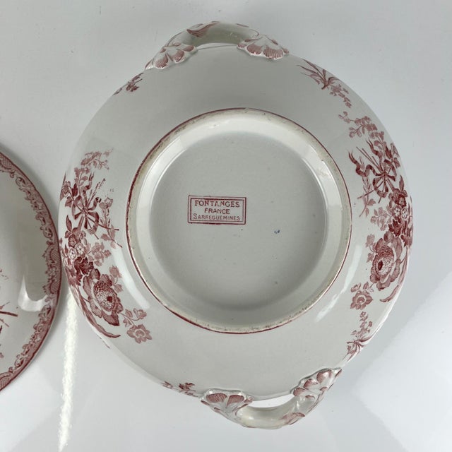 Soup Tureen Fontange Model in Red from Sarreguemines, 1918 For Sale - Image 10 of 15