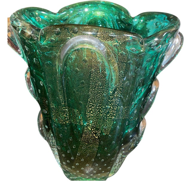 Seguso Murano Green & Gold Aventurine Art Glass Vase. Mid-20th Century. For Sale In Los Angeles - Image 6 of 9