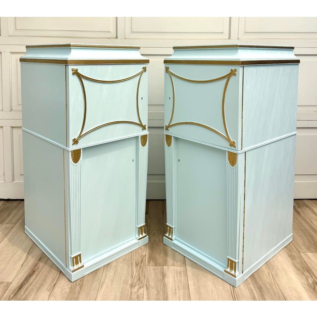 Hollywood Regency Pair of Antique Neoclassical Pedestal Cabinets in Robin’s Egg Blue With Gilt Trim, Refinished For Sale - Image 3 of 17