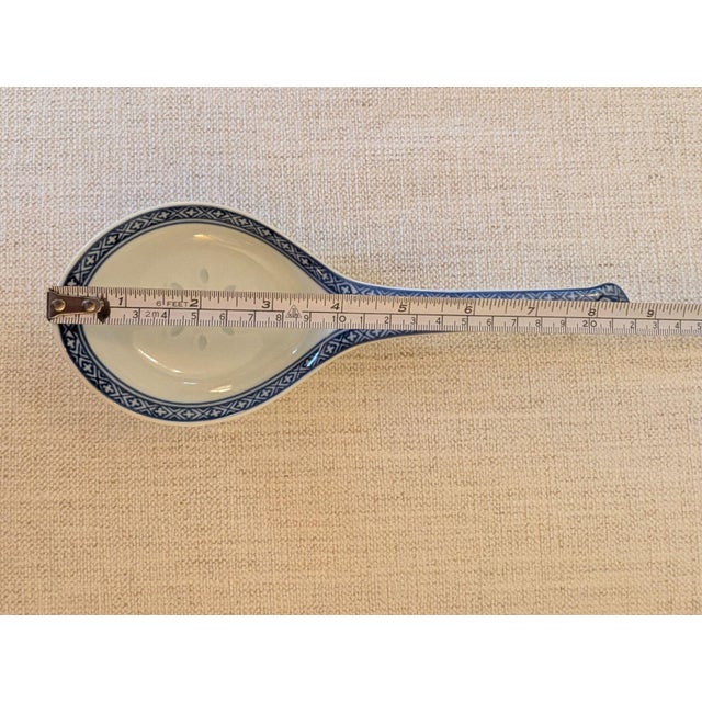 Late 20th Century Blue and White Rice Eye Floral Bowl and Spoon For Sale - Image 9 of 11