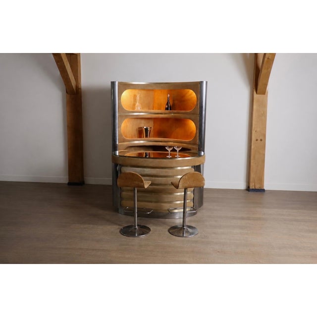 Mid-Century Modern Vintage Hollywood Regency Suede and Chrome Dry Bar with Barstools, Italy, 1969, Set of 4 For Sale - Image 3 of 12