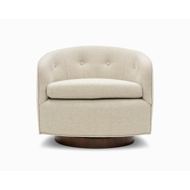 Milo Baughman Pair of Vintage Mid Century Swivel Chairs by Milo Baughman For Sale - Image 4 of 9