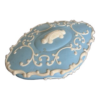 Rococo Porcelain Lidded Trinket Dish For Sale