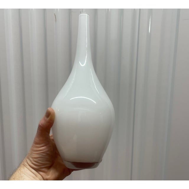 Emerald Modernist Art Glass Trio: Schott Zwiesel "Arte Nova" Emerald Totem & Nordic Glass Vases - Set of 3 For Sale - Image 8 of 15