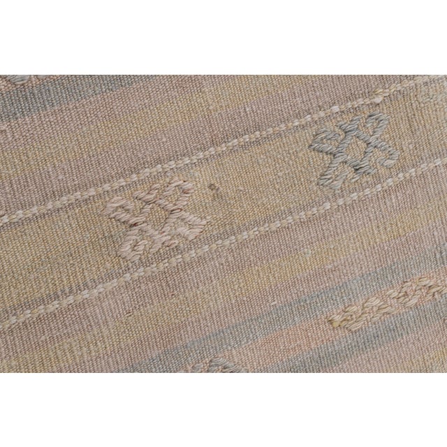 Vintage Circa 1940 Tan Turkish Kilim Flatweave Rug 5ft 1in X 10ft 11in For Sale - Image 10 of 11