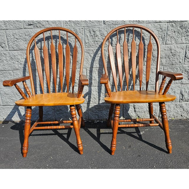 20th Century Amish Elm and Beech Windsor Armchairs, Pairs For Sale In Washington DC - Image 6 of 8
