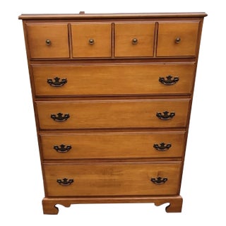 Stanley's Distinctive Furniture Collection 5-Drawer Maple Chest of Drawers For Sale