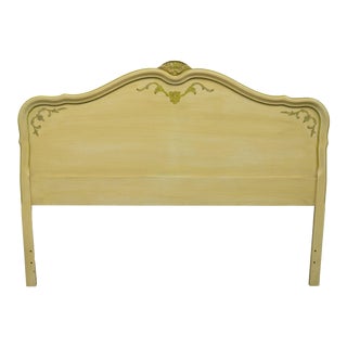 Thomasville Furniture Tableau Collection French Provincial Cream / Off White Painted Queen Size Headboard 8555-415 For Sale