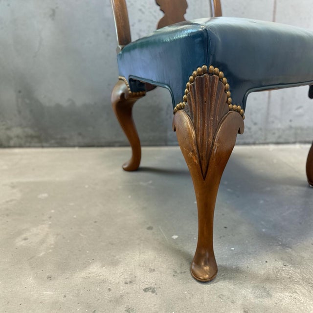 Wood Queen Anne Mahogany Carved Dining Chairs- A Set of 8 For Sale - Image 7 of 7