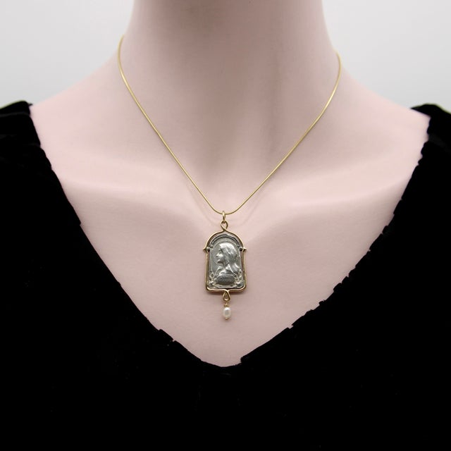 1990s Sterling Silver and 14k Gold Brother Wolf Virgo Maria Medallion For Sale In Los Angeles - Image 6 of 7