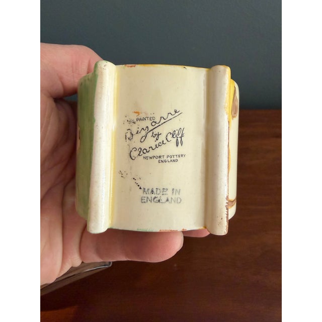 Clarice Cliff Fantasque Bizarre “Secrets” Pattern Sugar Bowl With Lid – Newport Pottery England For Sale In Cleveland - Image 6 of 7