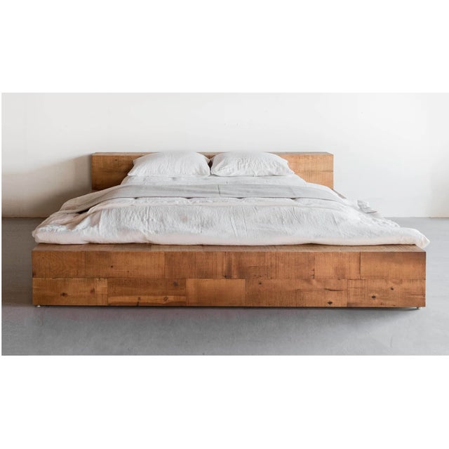 Contemporary Croft House Hudson Platform Queen Bed For Sale - Image 3 of 5