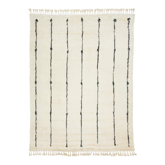 Modern Geometric Moroccan Style Wool Rug in Ivory For Sale