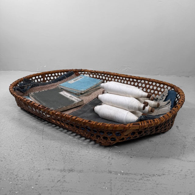 Shōwa Japanese Reddish-Brown Bamboo Basket, 1950 For Sale - Image 4 of 11