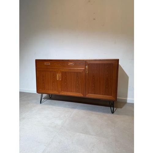 Mid-Century Modern Teak Sideboard with Hairpin Legs from G-Plan For Sale - Image 4 of 6