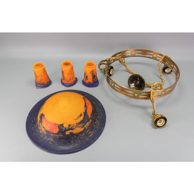 Art Nouveau French Brass Chandelier with Pâte De Verre Glass by Noverdy, 1920s For Sale - Image 15 of 18