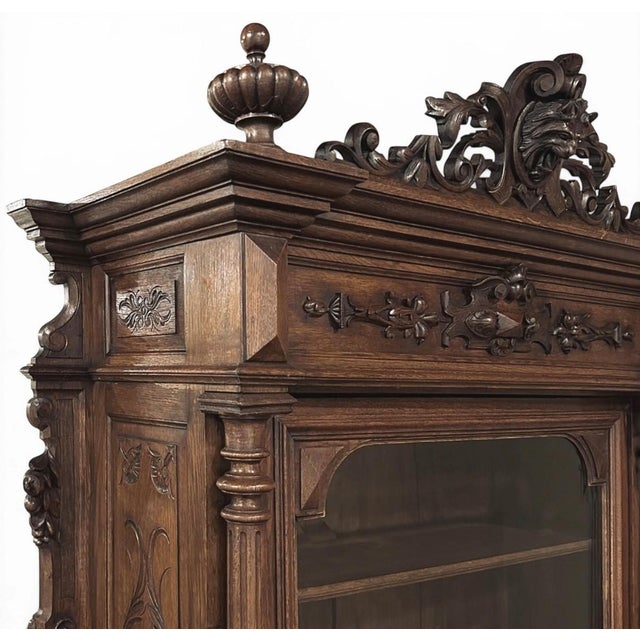 19th Century French Renaissance Revival Oak Bookcase ~ Bibliothèque With Beveled Glass For Sale - Image 14 of 16