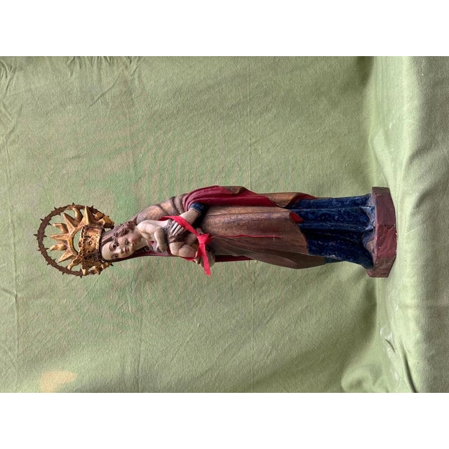 Virgin and Child in Polychrome Wood For Sale - Image 10 of 12