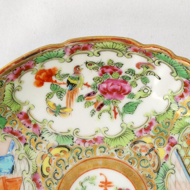 Antique Chinese Rose Mandarin Porcelain Dish c.1850 Hand Painted Famille Rose 5.5" For Sale - Image 4 of 9