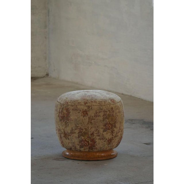 Art Deco Danish Sculptural Round Stool in Fabric & Burl Wood, 1940s For Sale - Image 4 of 15