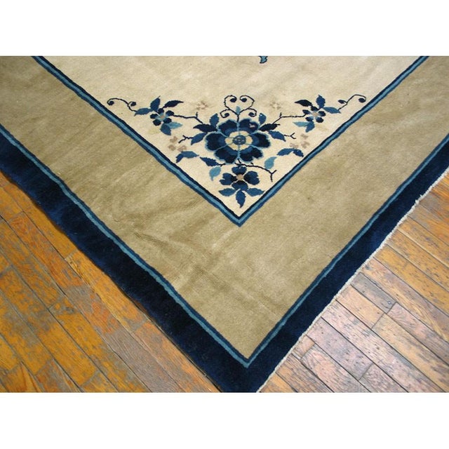1890s Ivory Vase Medallion Antique Chinese Peking Rug 9' 3" X 11' 9" Wool Carpet For Sale In New York - Image 6 of 10