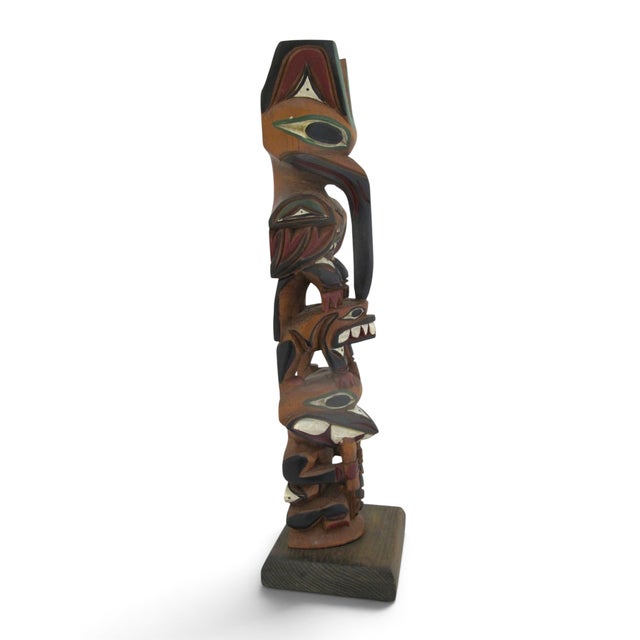 Rustic Ray Williams Pacific Nw Eagle Clan Native American Carved Wood Totem Pole For Sale - Image 3 of 14