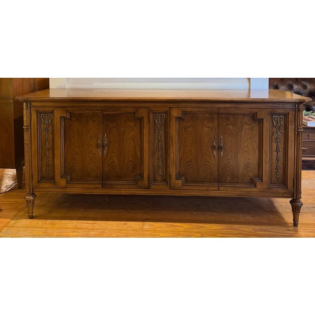 Vintage ‘Romweber’ Buffet With Fitted Interior. Interior 2 drawers and 2 shelves. Made by ‘Monarch’ Manufacturer. Original...